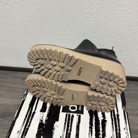 Dolce Vita Women's Slip On Rancher Ankle Chelsea Boot - Picture 3 of 6